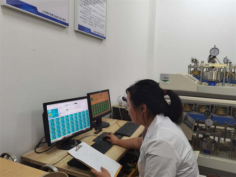 公司同002A：土工試驗甲級，可以承擔(dān)甲級及以下工程勘察資格所能承擔(dān)工程勘察項目的土工試驗任務(wù)； 聯(lián)系人：任玲，電話：18653883892(圖3)